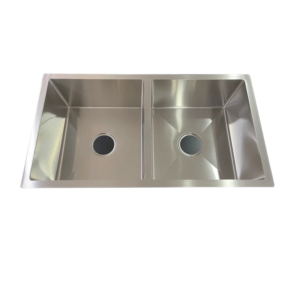 Handmade Double Bowl Sink 820 × 450