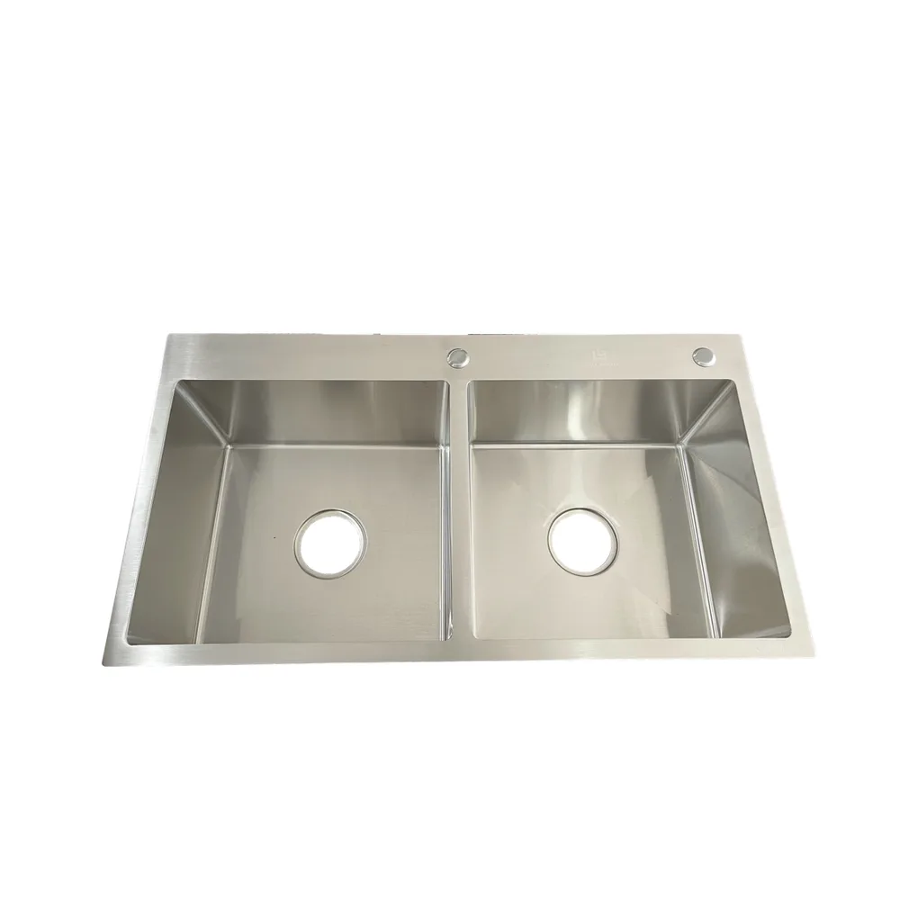 Handmade Double Bowl Sink 820 × 450
